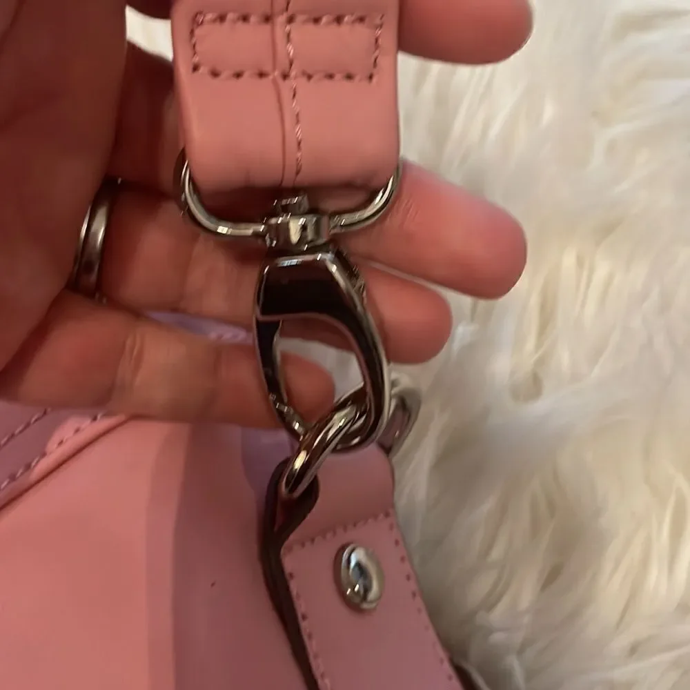 B. Makowsky Alexis Pink Fringe Leather Shoulder Crossbody Bag